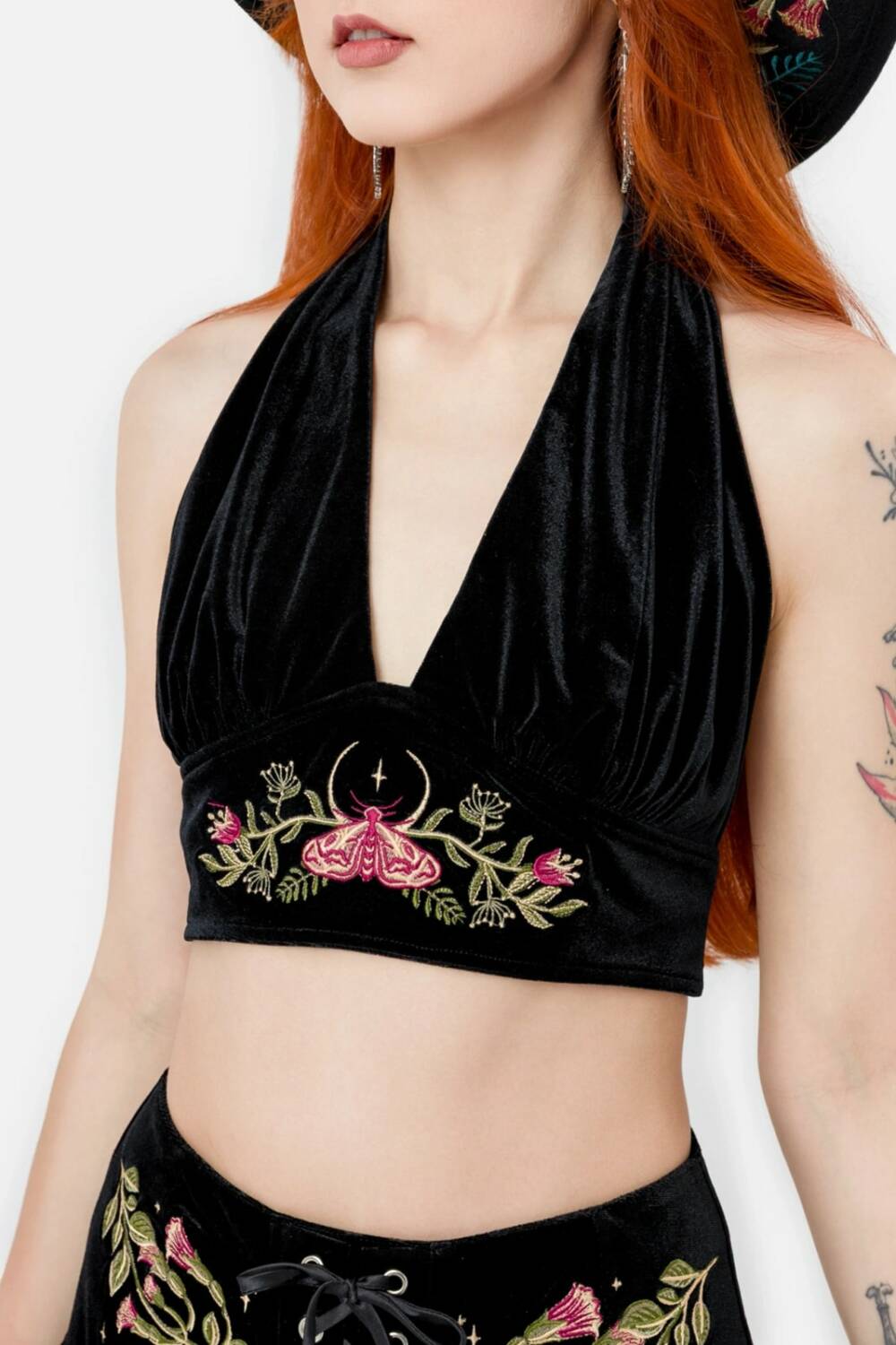 Restyle Neckholder Crop Top Woodland Bloom – Bild 3